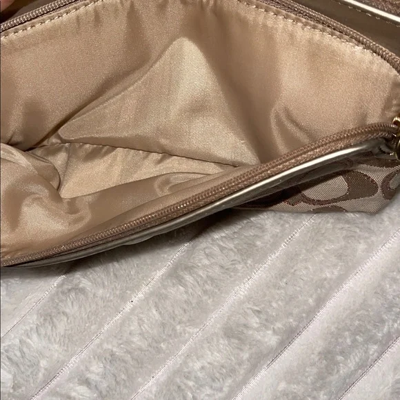 Coach Wristlet - Picture 7 of 10